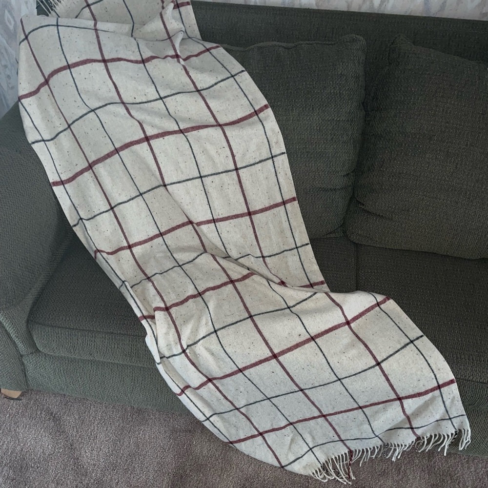 Ladies Wool scarf - Picture 3 of 5